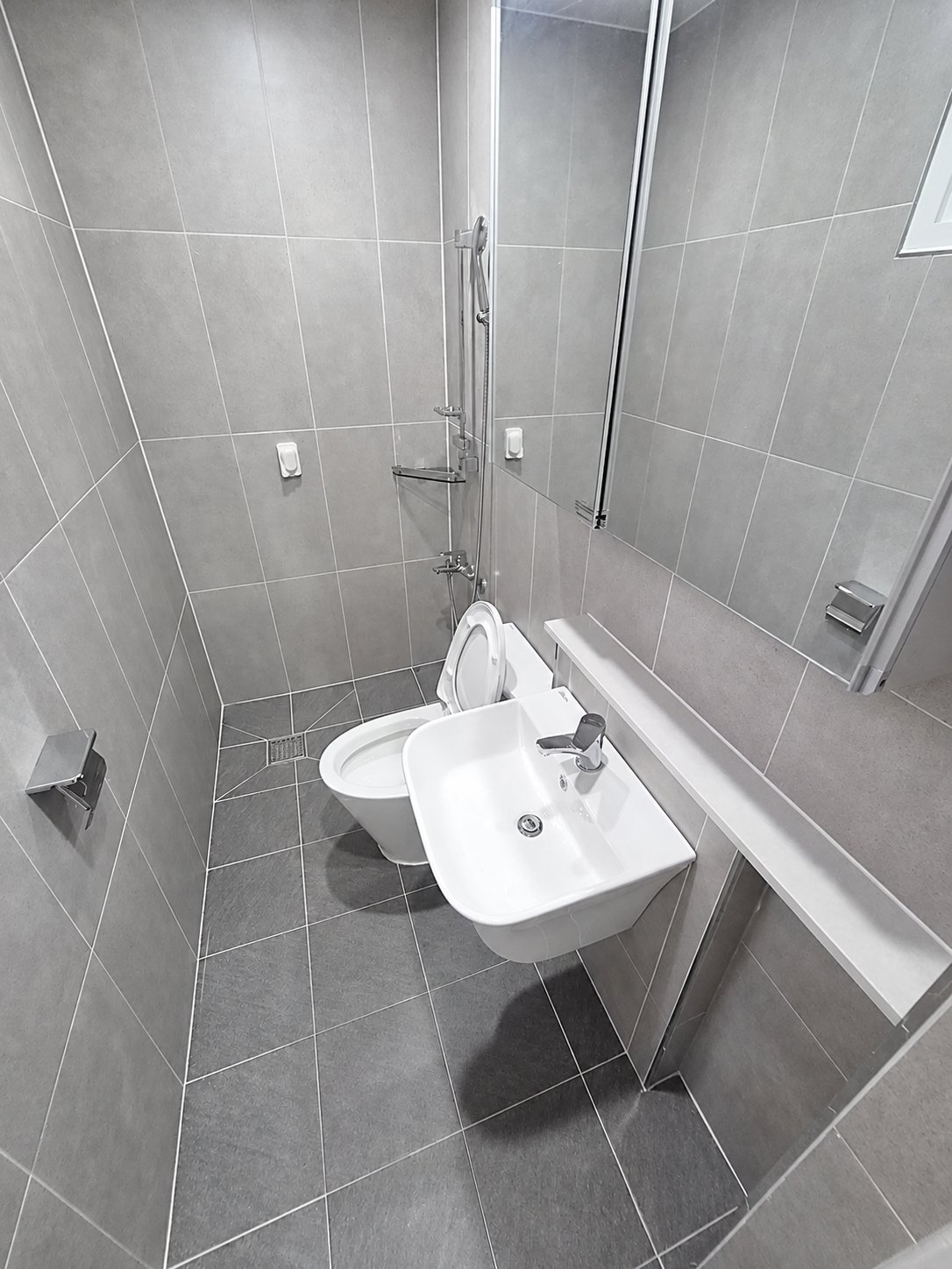 Option B · Gangseo-gu, 4th floor (with elevator)